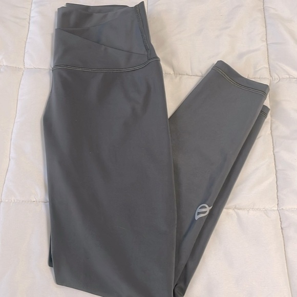 P'tula Pants - P’tula Alainah Allure compression ankle leggings dark gray size small